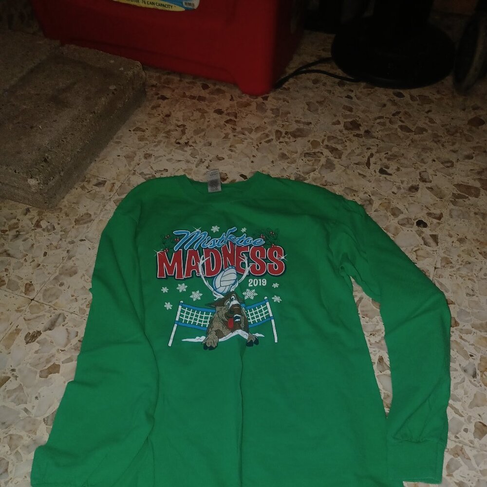 Men's Christmas Long Sleeve Graphic Tee Medium Green